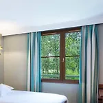 Nigloland Hotel 4*