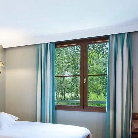 Nigloland Hotel 4*