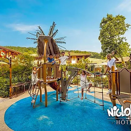 Nigloland Hotel 4*